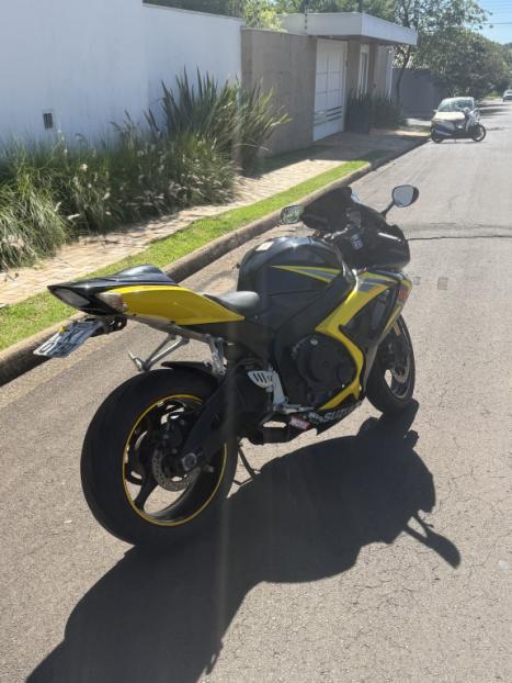 SUZUKI GSX-R 750 Srad , Foto 2