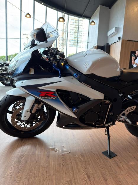 SUZUKI GSX-R 750 Srad MOTO GP, Foto 4