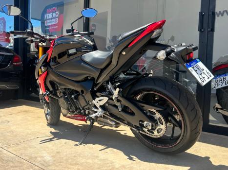 SUZUKI GSX-S 1000 A, Foto 3