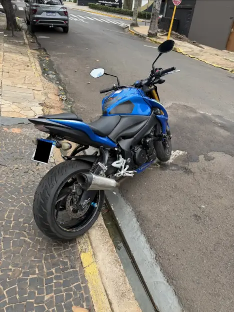 SUZUKI GSX-S 1000 A, Foto 2