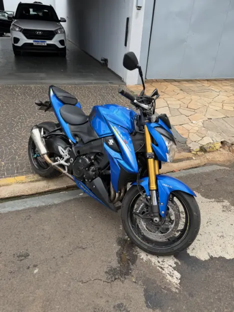 SUZUKI GSX-S 1000 A, Foto 10