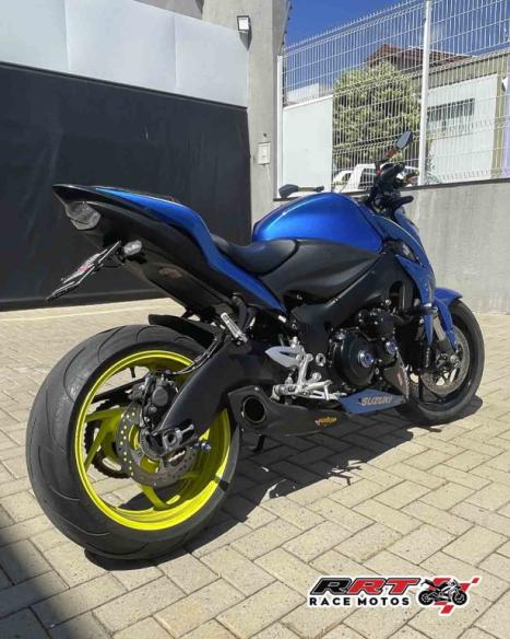 SUZUKI GSX-S 1000 A, Foto 3