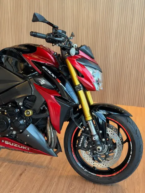 SUZUKI GSX-S 1000 A, Foto 7