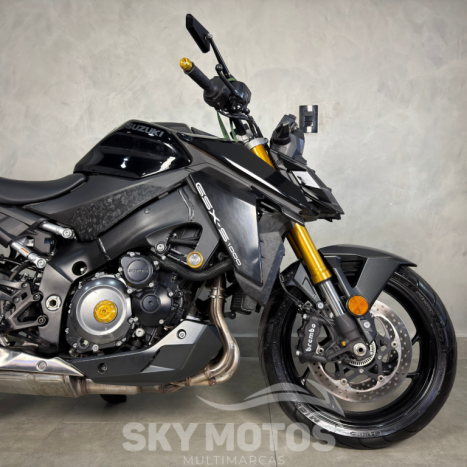 SUZUKI GSX-S 1000 A, Foto 4