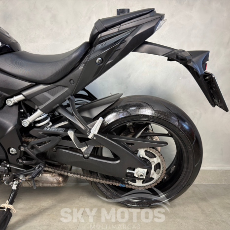 SUZUKI GSX-S 1000 A, Foto 8
