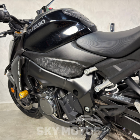 SUZUKI GSX-S 1000 A, Foto 12