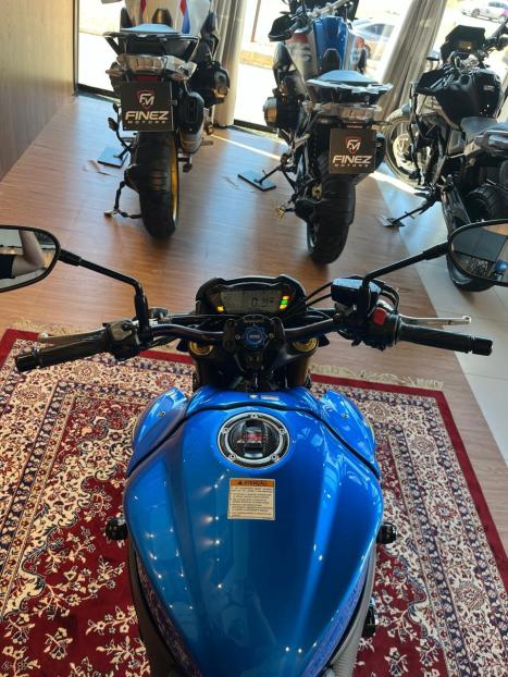 SUZUKI GSX-S 1000 A, Foto 3