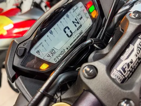 SUZUKI GSX-S 1000 A, Foto 10