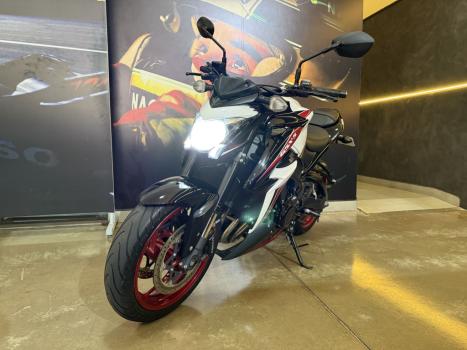 SUZUKI GSX-S 1000 F, Foto 14 SUZUKI GSX-S 1000 F, Foto 14