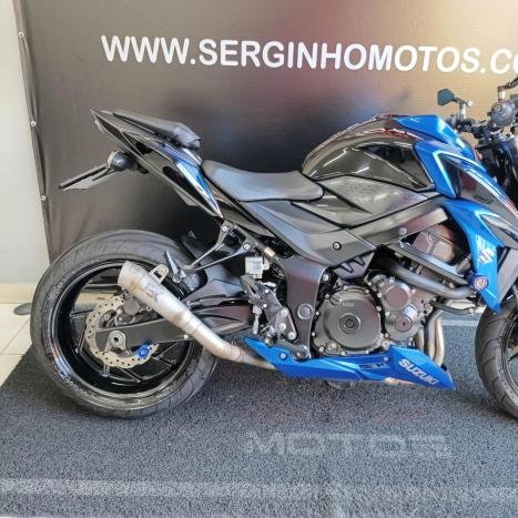 SUZUKI GSX-S 750 ABS, Foto 4