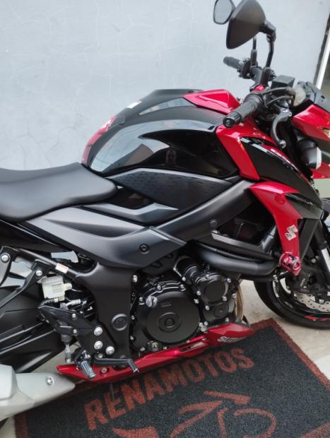 SUZUKI GSX-S 750 ABS, Foto 3