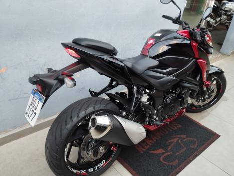 SUZUKI GSX-S 750 ABS, Foto 9