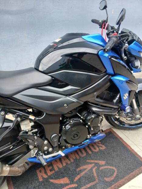 SUZUKI GSX-S 750 ABS, Foto 4