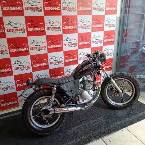 SUZUKI Intruder 125 , Foto 5