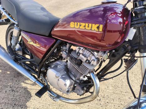 SUZUKI Intruder 125 , Foto 8
