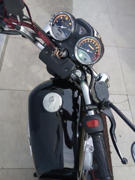 SUZUKI Intruder 125 , Foto 2