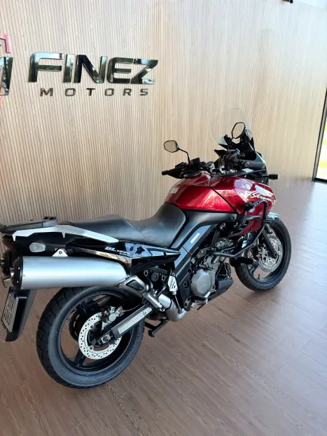 SUZUKI V-Strom DL 1000 , Foto 4