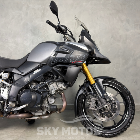 SUZUKI V-Strom DL 1000 A, Foto 4
