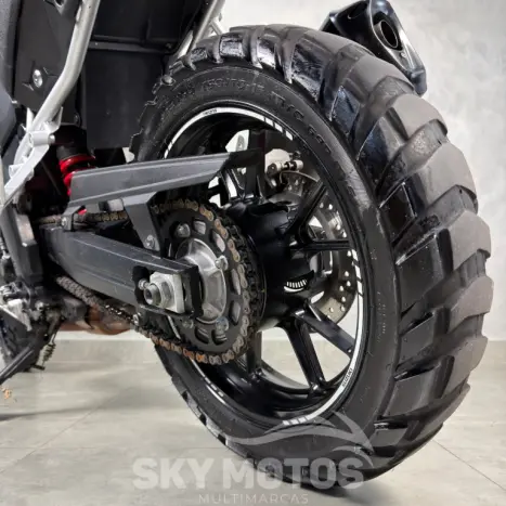 SUZUKI V-Strom DL 1000 A, Foto 19