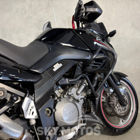 SUZUKI V-Strom DL 1000 , Foto 8
