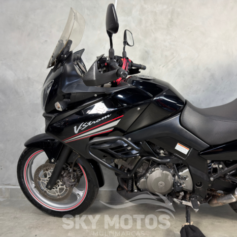 SUZUKI V-Strom DL 1000 , Foto 12