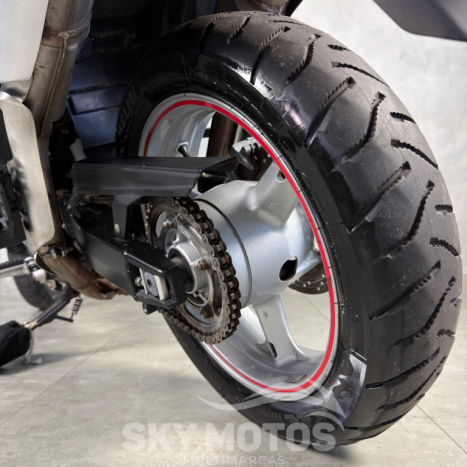 SUZUKI V-Strom DL 1000 , Foto 19
