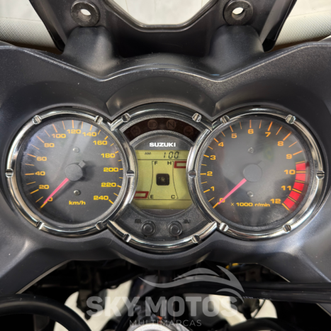 SUZUKI V-Strom DL 1000 , Foto 20