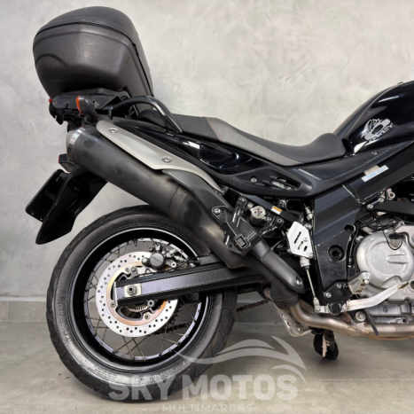 SUZUKI V-Strom DL 650 XT, Foto 2