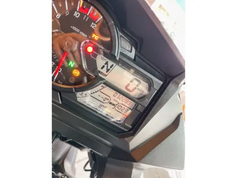 SUZUKI V-Strom DL 650 XT, Foto 13