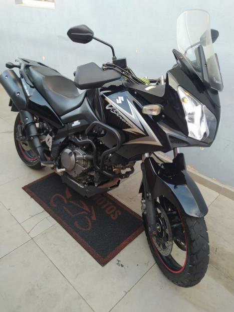 SUZUKI V-Strom DL 650 , Foto 3