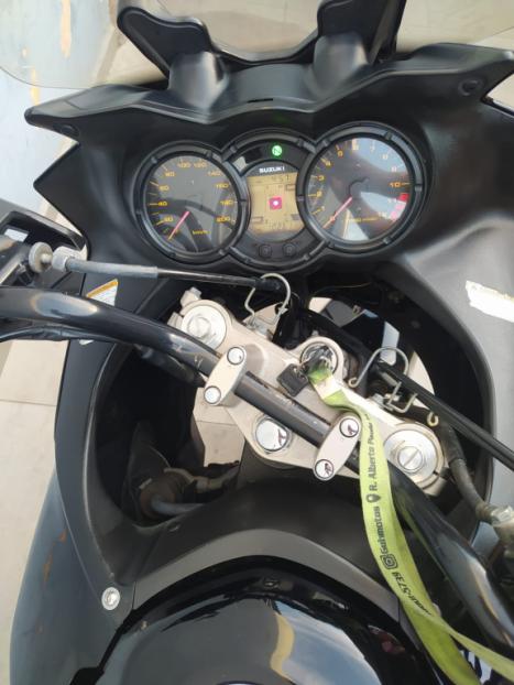 SUZUKI V-Strom DL 650 , Foto 10