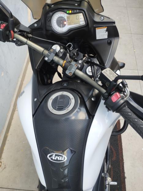 SUZUKI V-Strom DL 650 ABS, Foto 2