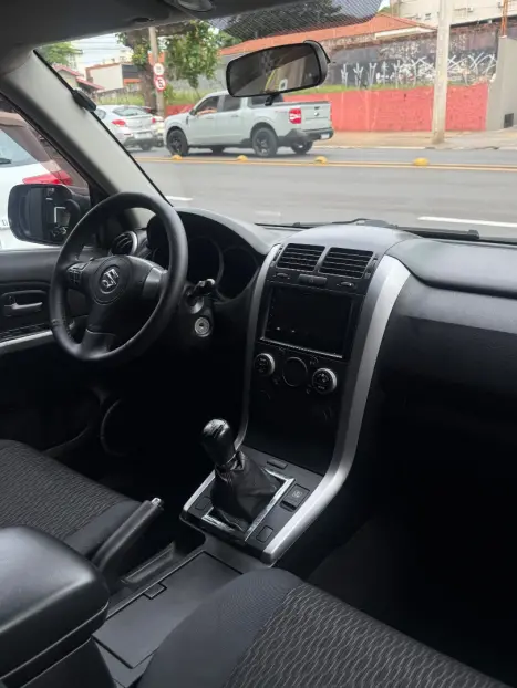 SUZUKI Vitara 2.0 V6 4P JLX, Foto 13