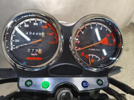 SUZUKI Yes 125 EN, Foto 13