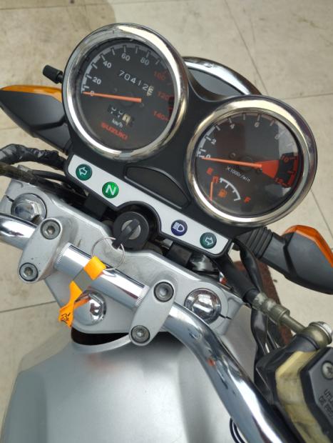 SUZUKI Yes 125 EN, Foto 2