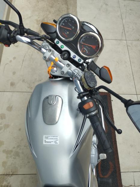 SUZUKI Yes 125 EN, Foto 3