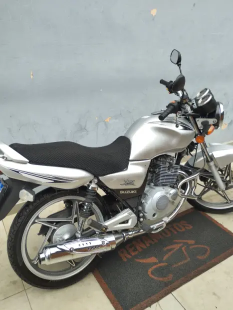 SUZUKI Yes 125 EN, Foto 8