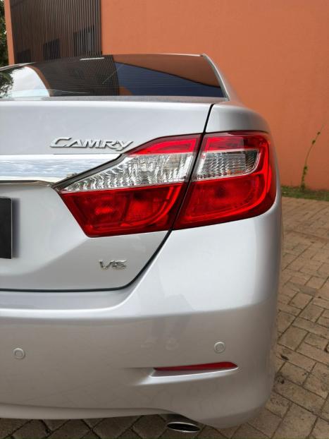 TOYOTA Camry 3.5 V6 24V 4P XLE AUTOM�TICO, Foto 9