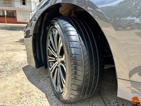 TOYOTA Corolla 1.8 16V 4P FLEX H�BRIDO ALTIS A PREMIUM AUTOM�TICO CVT, Foto 7