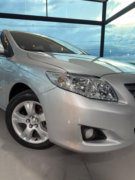 TOYOTA Corolla 1.8 16V 4P XEI, Foto 4