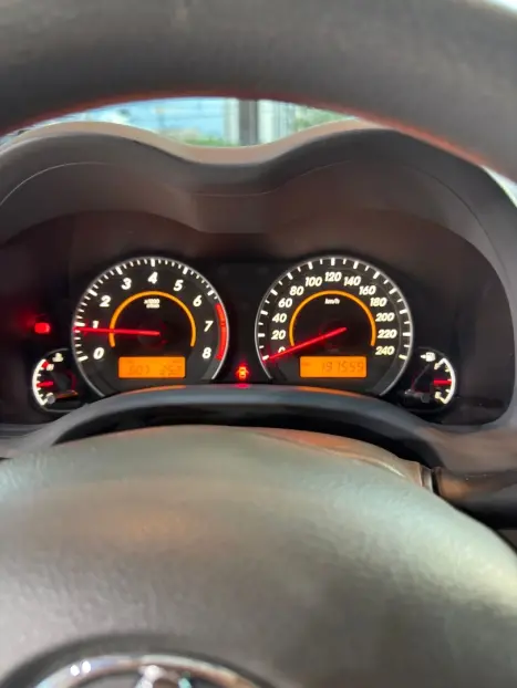 TOYOTA Corolla 1.8 16V 4P XEI, Foto 14