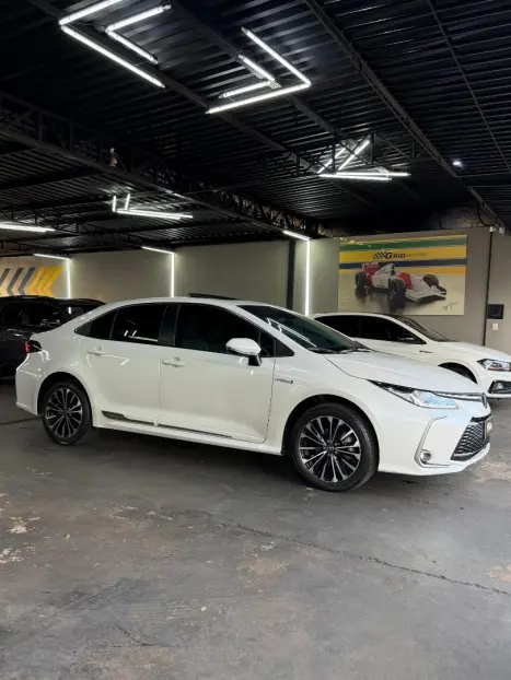 TOYOTA Corolla 1.8 16V 4P FLEX H�BRIDO ALTIS A PREMIUM AUTOM�TICO CVT, Foto 3