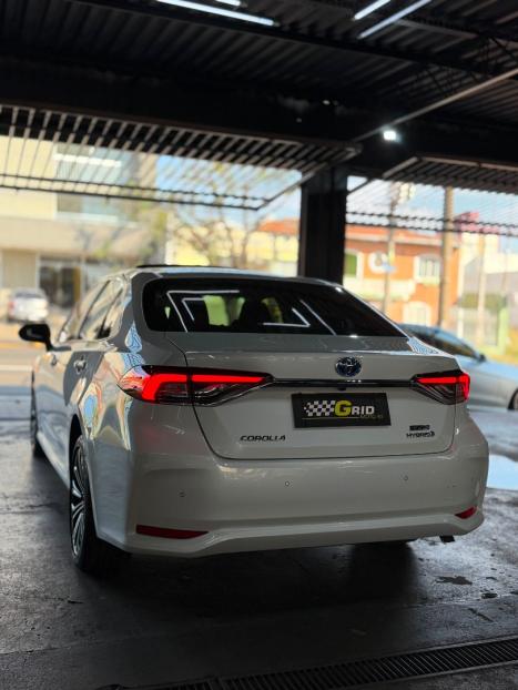 TOYOTA Corolla 1.8 16V 4P FLEX H�BRIDO ALTIS A PREMIUM AUTOM�TICO CVT, Foto 10