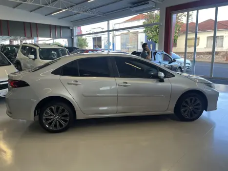 TOYOTA Corolla 2.0 16V 4P FLEX XEI DIRECT SHIFT AUTOMÁTICO CVT, Foto 3 TOYOTA Corolla 2.0 16V 4P FLEX XEI DIRECT SHIFT AUTOMÁTICO CVT, Foto 3