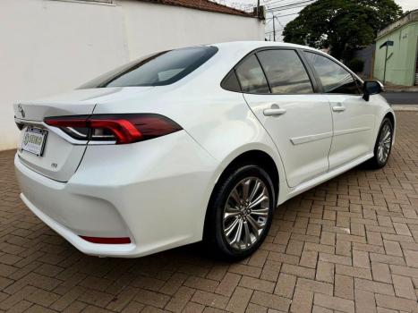 TOYOTA Corolla 2.0 16V 4P FLEX XEI DIRECT SHIFT AUTOMÁTICO CVT, Foto 5 TOYOTA Corolla 2.0 16V 4P FLEX XEI DIRECT SHIFT AUTOMÁTICO CVT, Foto 5