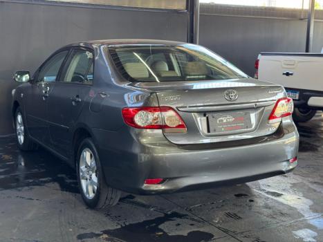 TOYOTA Corolla 2.0 16V 4P XEI FLEX AUTOMÁTICO, Foto 4 TOYOTA Corolla 2.0 16V 4P XEI FLEX AUTOMÁTICO, Foto 4