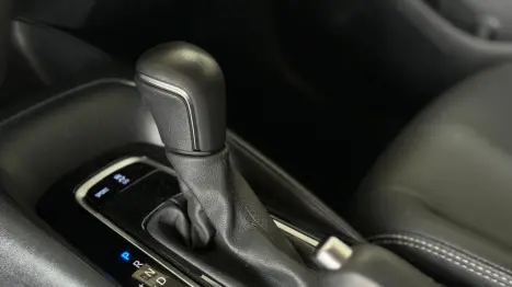 TOYOTA Corolla 2.0 16V 4P FLEX XEI DIRECT SHIFT AUTOMÁTICO CVT, Foto 21 TOYOTA Corolla 2.0 16V 4P FLEX XEI DIRECT SHIFT AUTOMÁTICO CVT, Foto 21