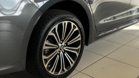 TOYOTA Corolla 2.0 16V 4P FLEX XEI DIRECT SHIFT AUTOM�TICO CVT, Foto 15