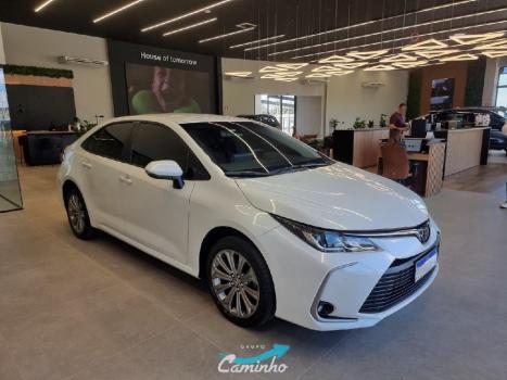 TOYOTA Corolla 2.0 16V 4P FLEX XEI DIRECT SHIFT AUTOM�TICO CVT, Foto 3