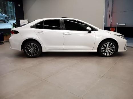 TOYOTA Corolla 2.0 16V 4P FLEX ALTIS DIRECT SHIFT AUTOM�TICO CVT, Foto 4